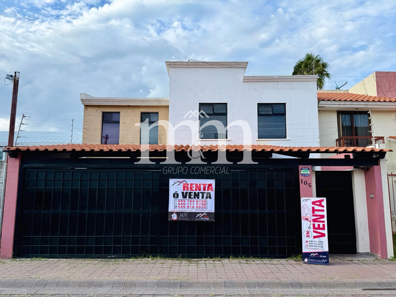 CASA EN VENTA EN LAS TROJES A PASOS DE COLOSIO Y AL NORTE DE LA CIUDAD
